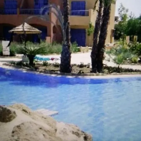 Апартаменты Remarkable 1-bed Limnaria Gardens *
