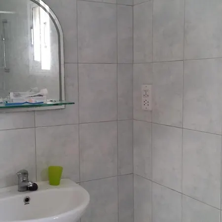 Remarkable 1-bed Limnaria Gardens * Paphos